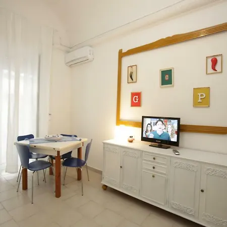 Apartment Gennaro & Partenope Naples